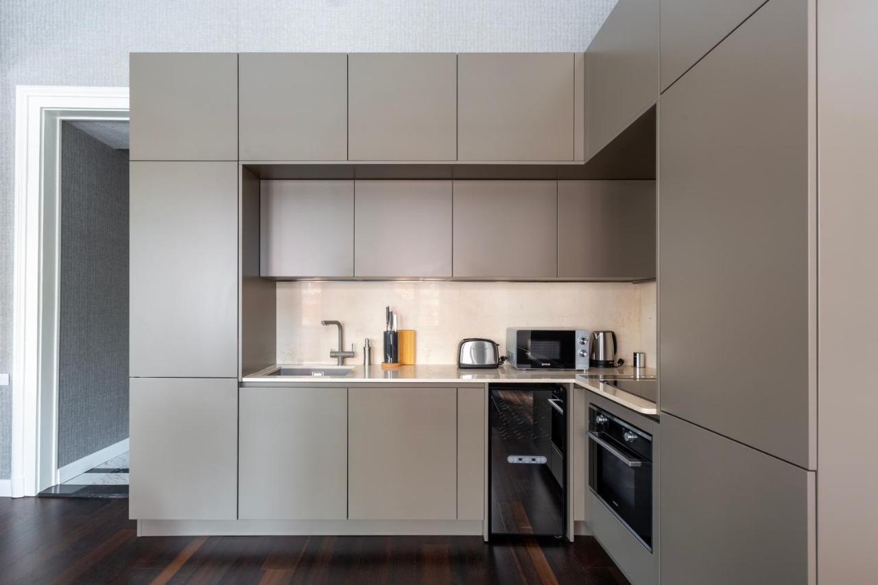 Luxury Apartment With Balcony Next To The New York Cafe Budapest Eksteriør billede